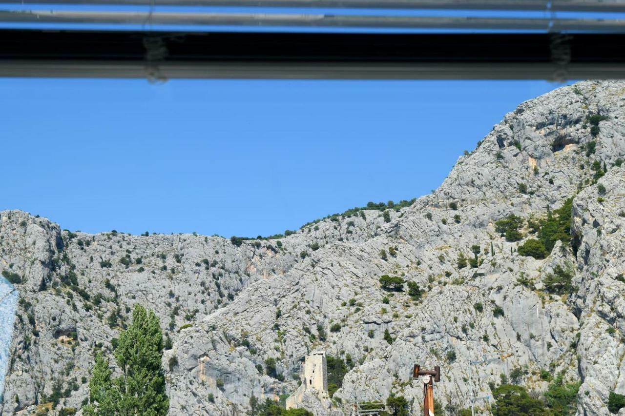 Newly Renovated Apartment "Marin" In The Center! Omiš Exterior foto