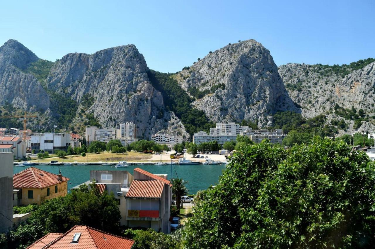 Newly Renovated Apartment "Marin" In The Center! Omiš Exterior foto