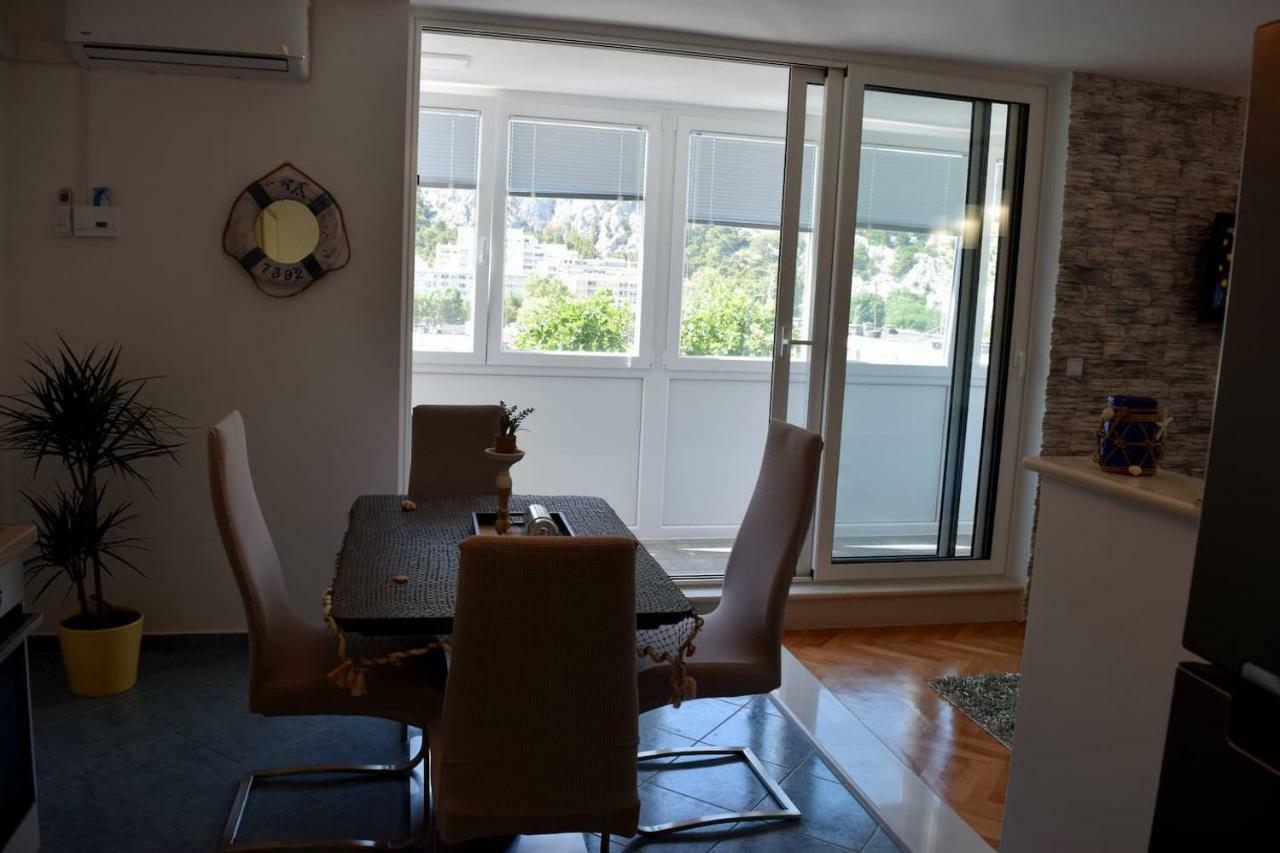 Newly Renovated Apartment "Marin" In The Center! Omiš Exterior foto